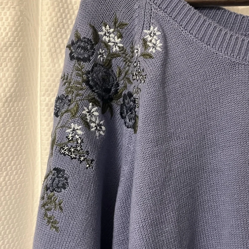 NWOT Pioneer Woman Cornflower Blue Embroidered Sweater CottageCore GrannyCore XL